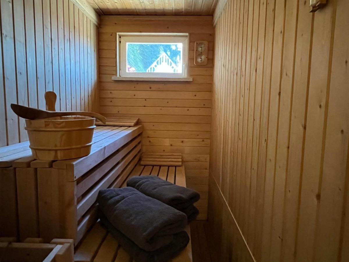 Saechsische-Schweiz-Ferienhaus-Wohnung-1-Mit-Elbblick-Sauna-Und-Kamin Кьонихщайн ан дер Елбе Екстериор снимка